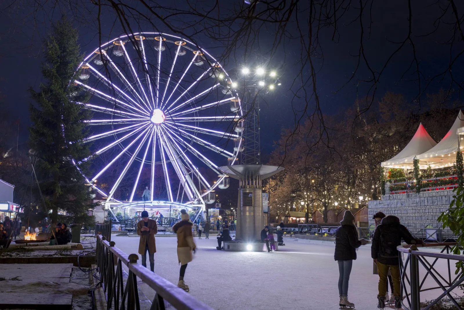 Christmas market in the center of Oslo