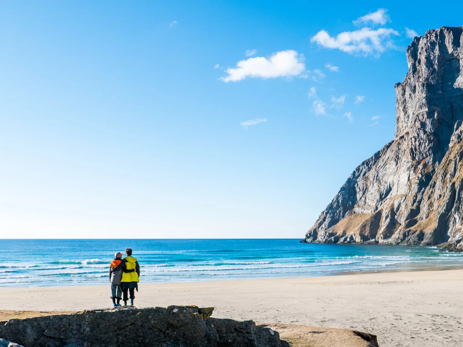 A beach in Lofoten, photo: Hamish Smith / Visit Norway